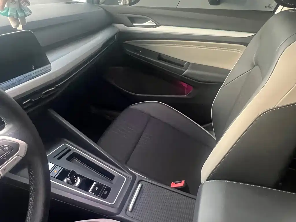 Volkswagen Golf — миниатюра 8