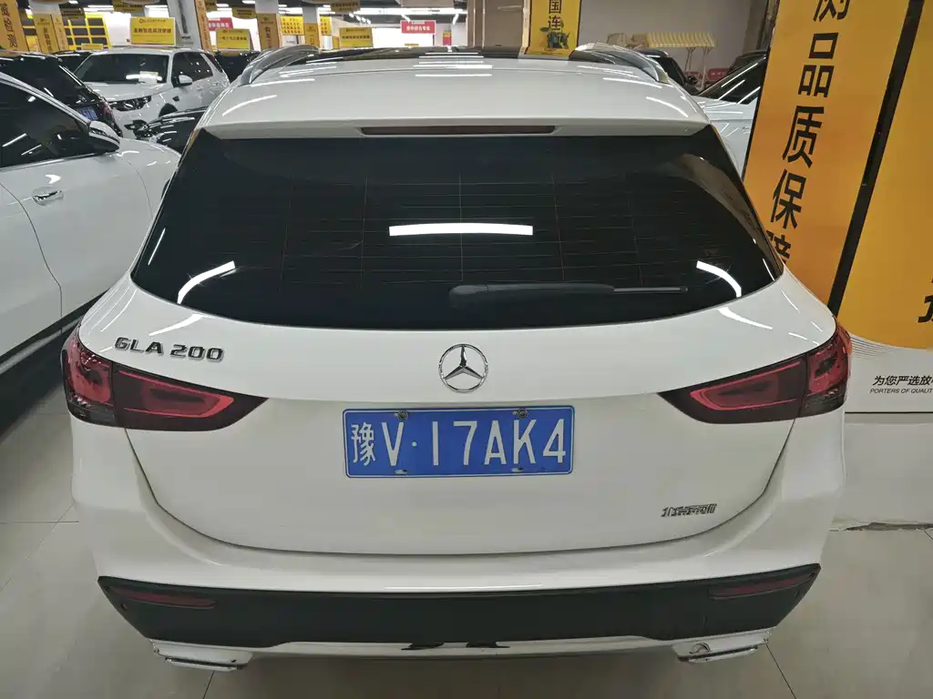 Mercedes-Benz GLA — миниатюра 10