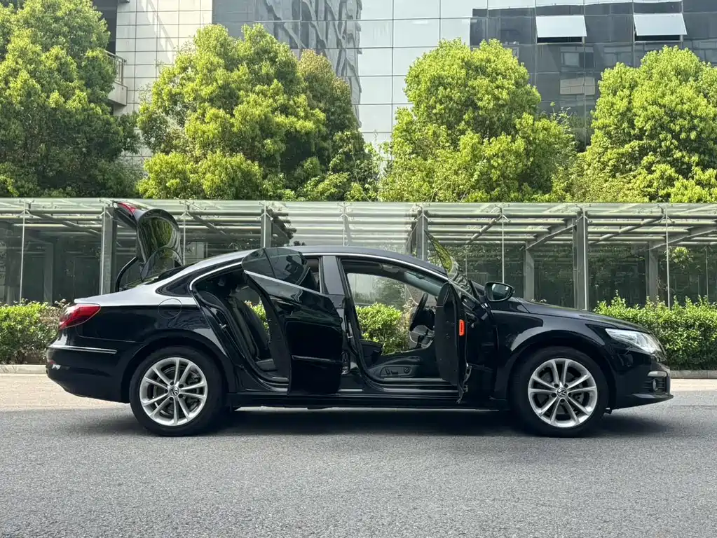 Volkswagen CC — миниатюра 11