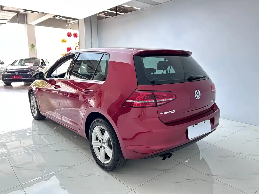 Volkswagen Golf 2015 1.4TSI AT Luxury