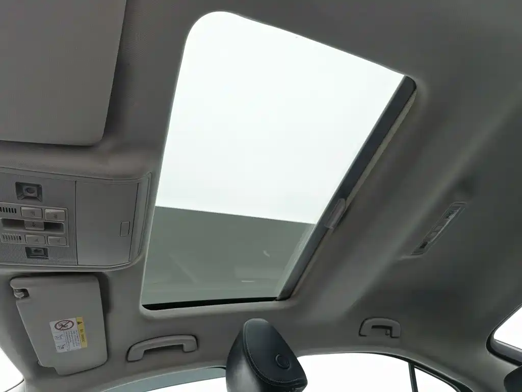 Skoda Superb — миниатюра 14
