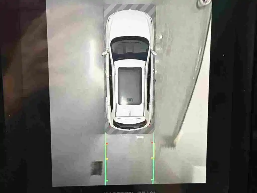 Roewe RX5 New Energy — миниатюра 12