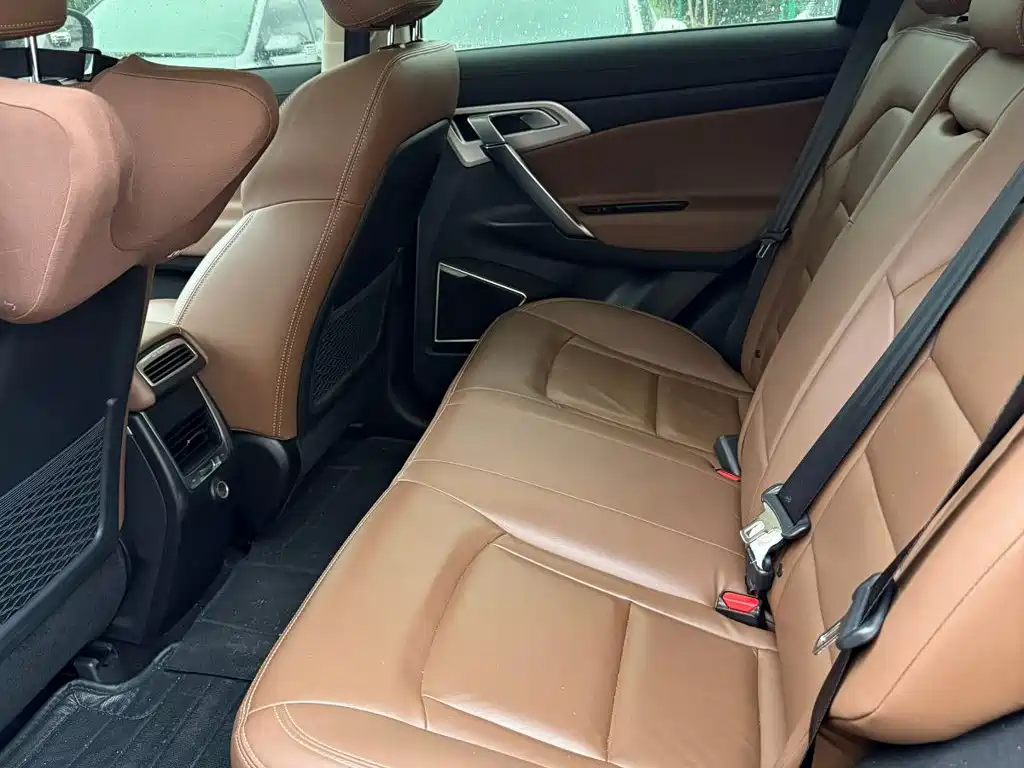 Geely Boyue — миниатюра 10