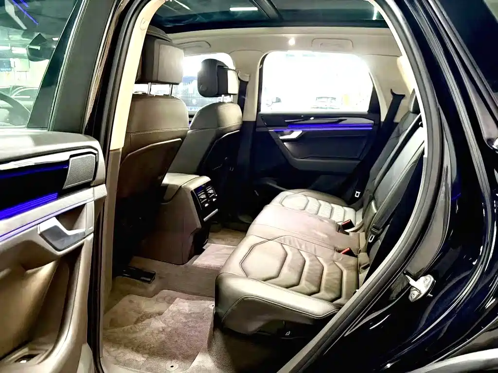 Volkswagen Touareg — миниатюра 4