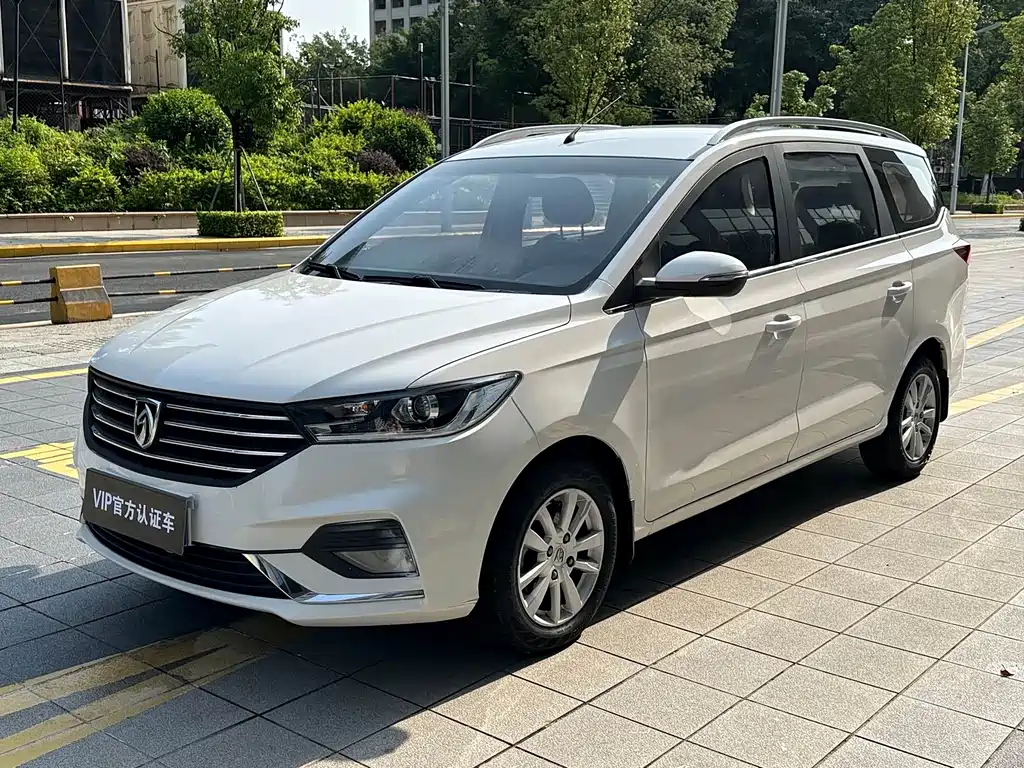 Купить Baojun 360