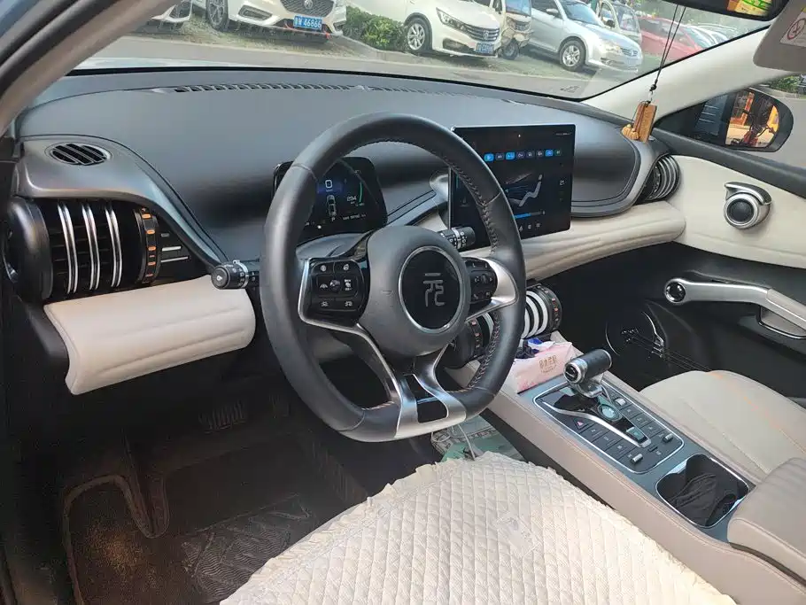 BYD Yuan Plus — миниатюра 12