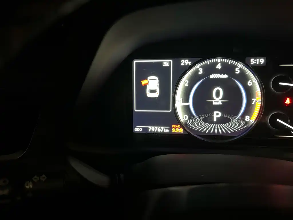 Lexus UX — миниатюра 10