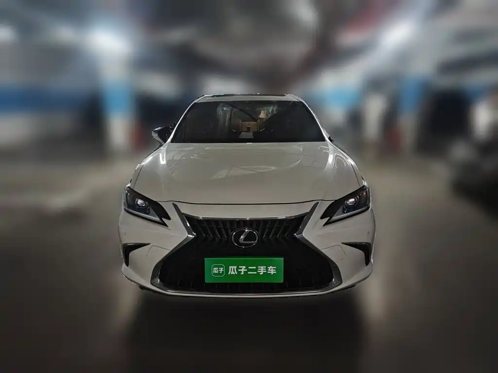 Lexus ES — миниатюра 24