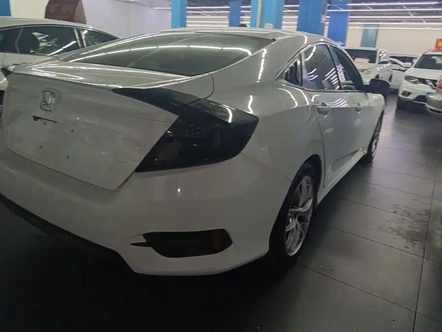 Honda Civic — миниатюра 3
