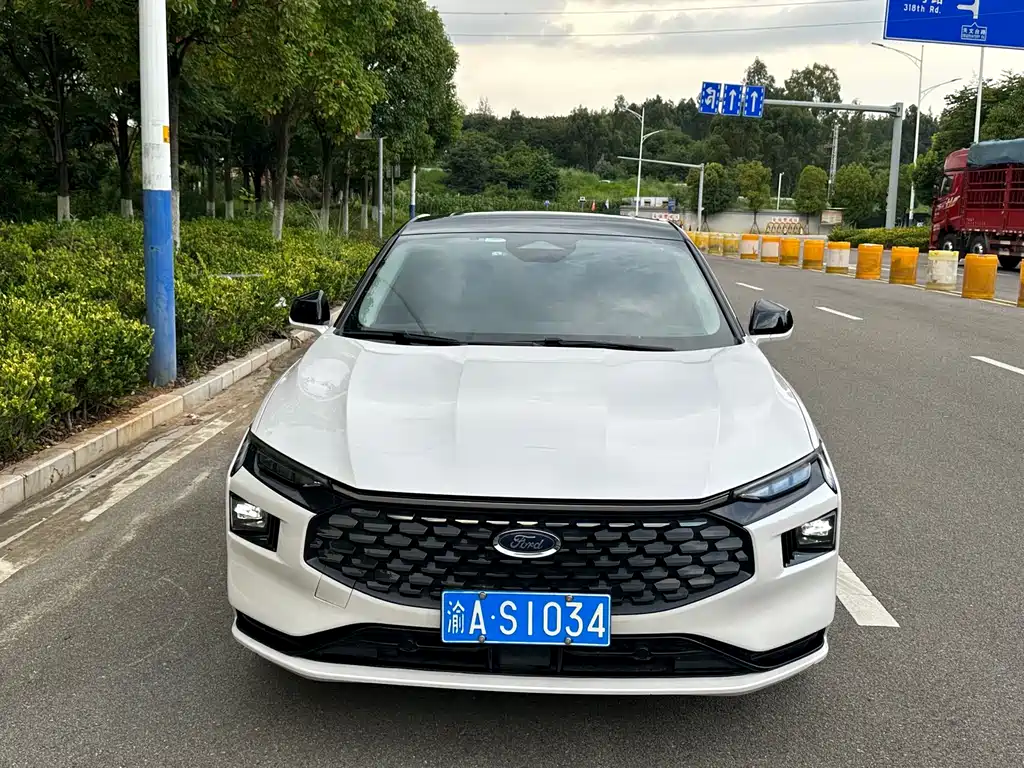 Ford Mondeo — миниатюра 2