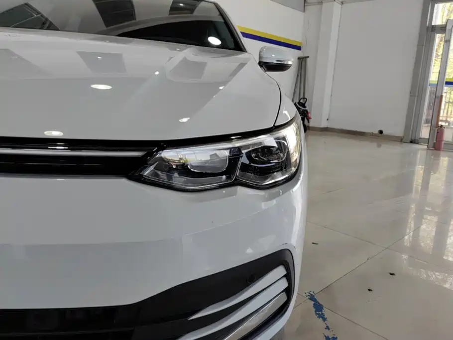 Volkswagen Golf — миниатюра 5