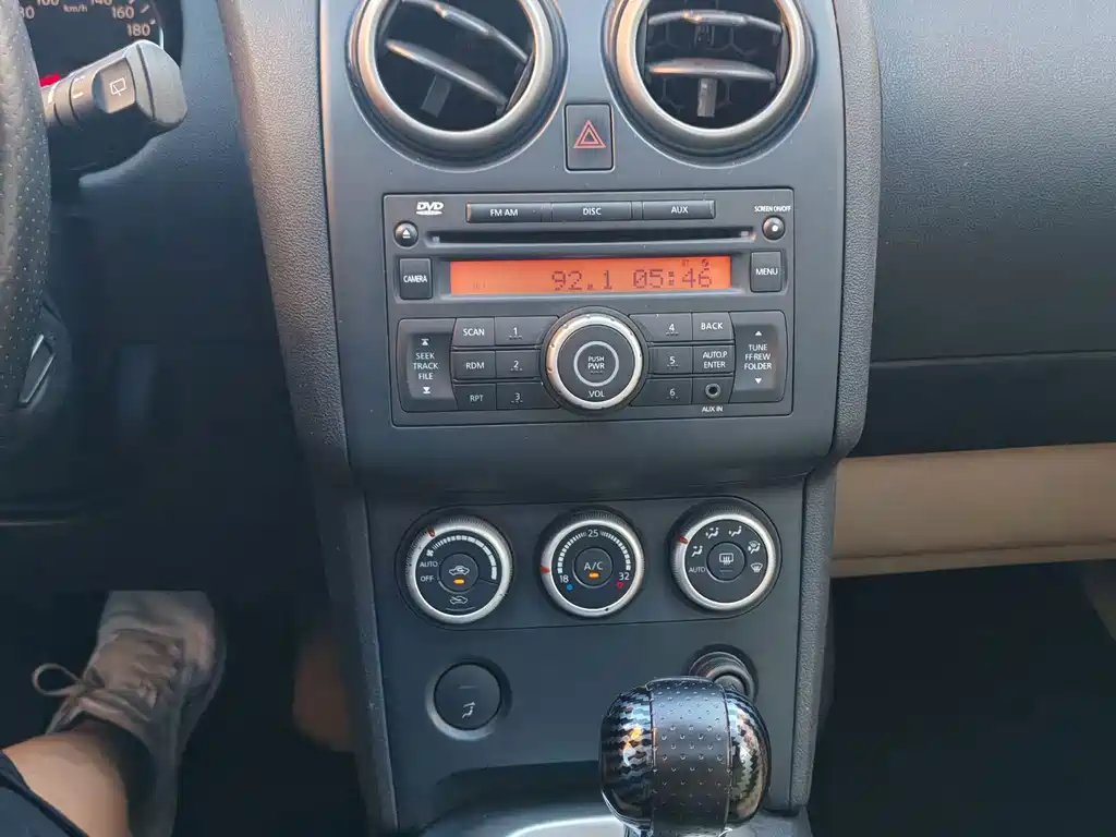 Nissan Qashqai — миниатюра 11