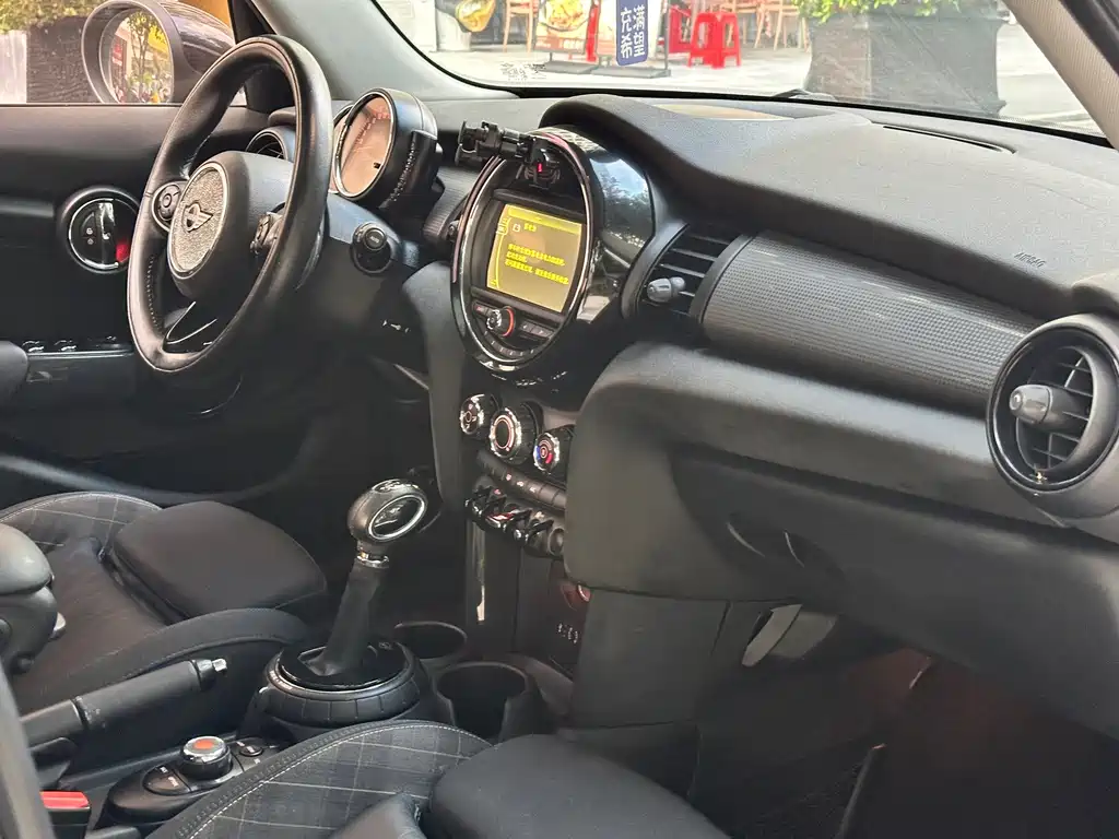 MINI Mini — миниатюра 11