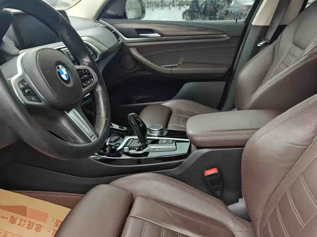 BMW X3 — миниатюра 7