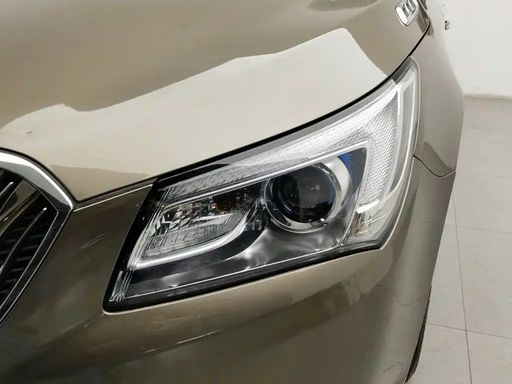 Buick LaCrosse — миниатюра 7