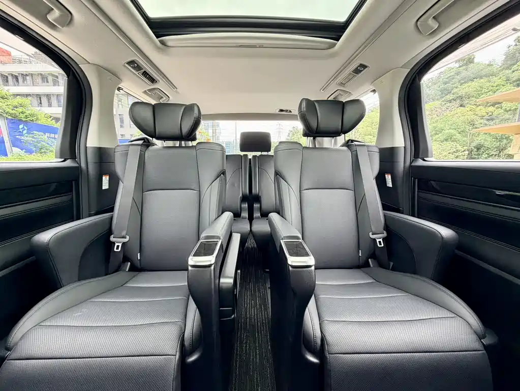 Toyota Alphard 2018 3.5L Luxury