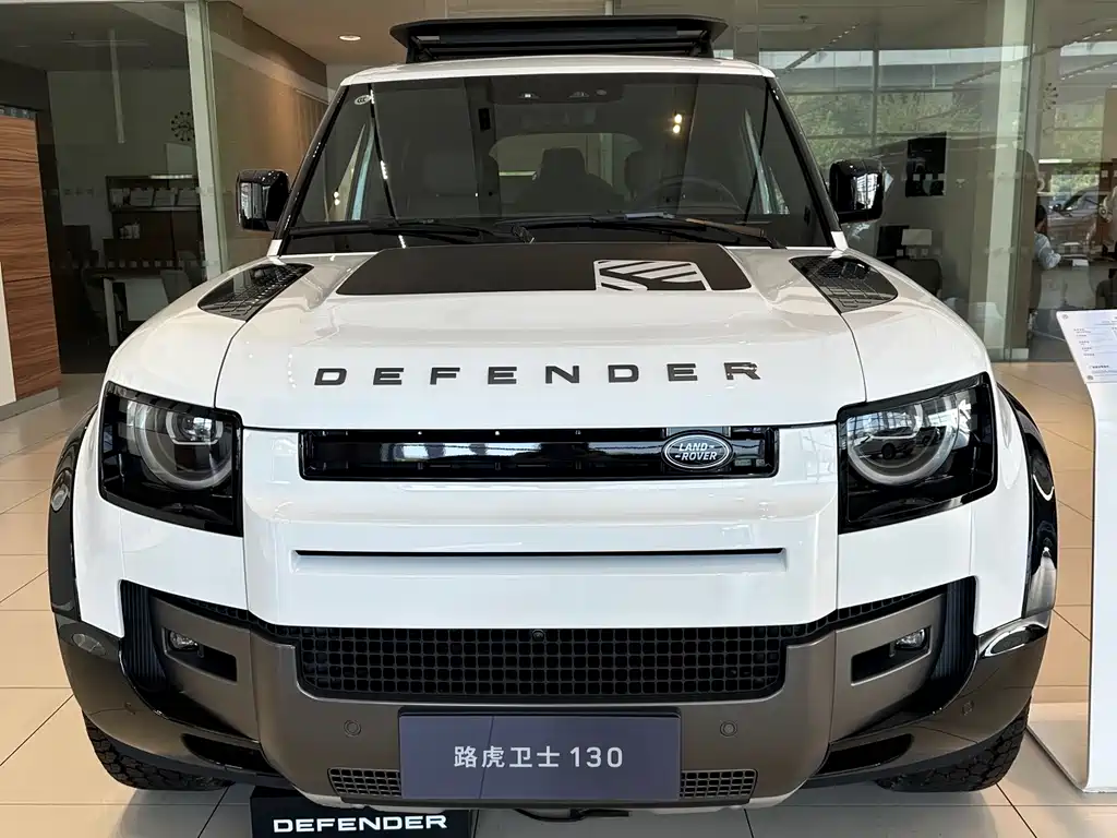 Land Rover Land Rover Defender 2026 130 3.0T