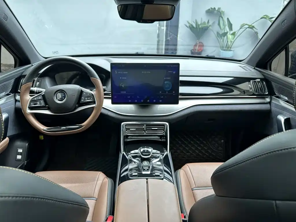 BYD Tang 2021 DM 2.0T