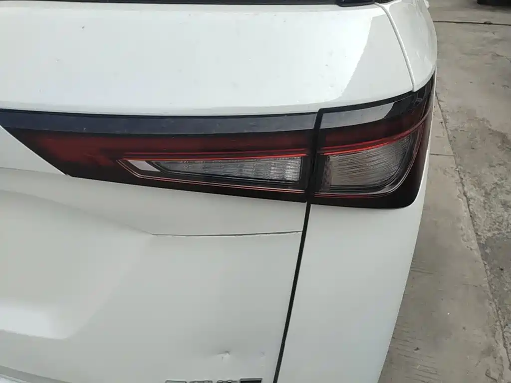 Wuling Jiachen — миниатюра 8