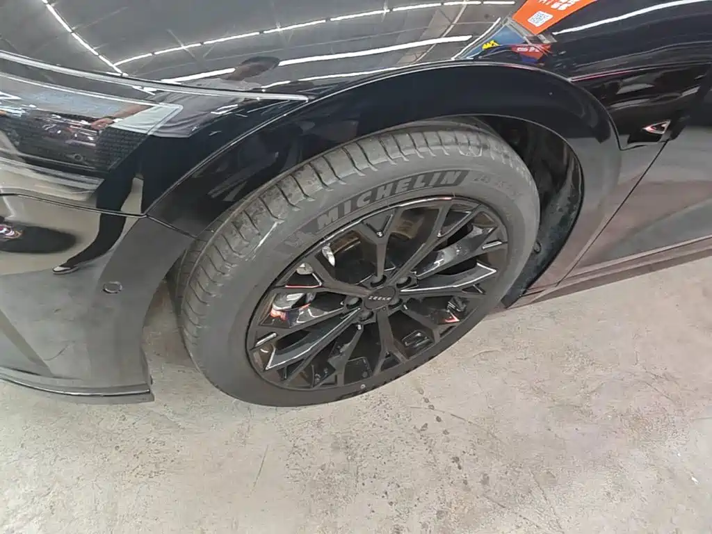 Zeekr 007GT — миниатюра 23