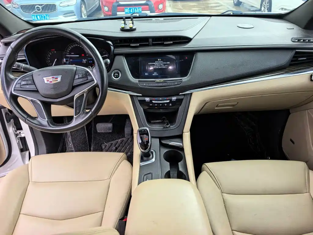 Cadillac XT5 — миниатюра 12