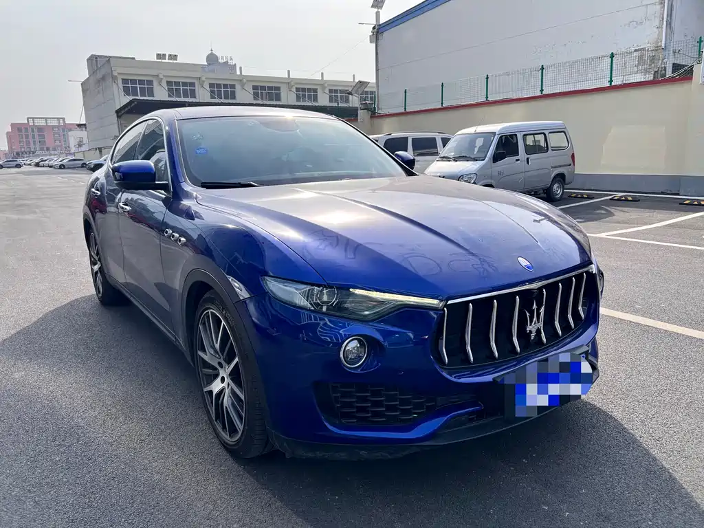 MASERATI LEVANTE