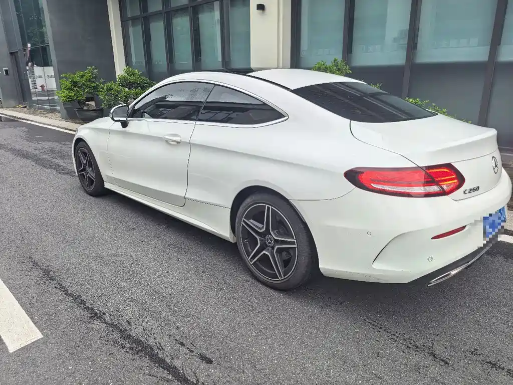 Mercedes-Benz C-Class (Import) — миниатюра 3