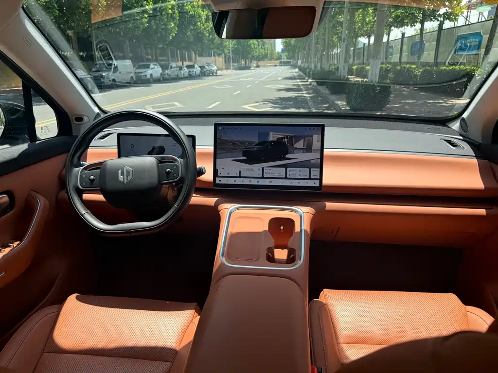 Leapmotor C16 2026 280 6 мест