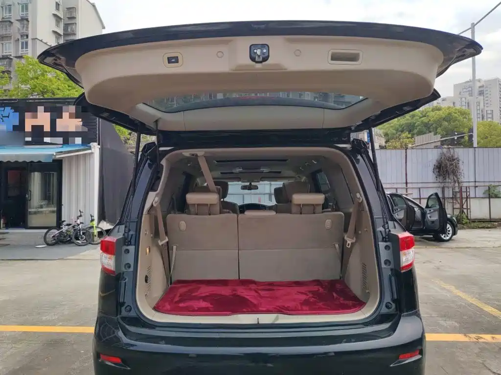 Nissan Quest — миниатюра 15