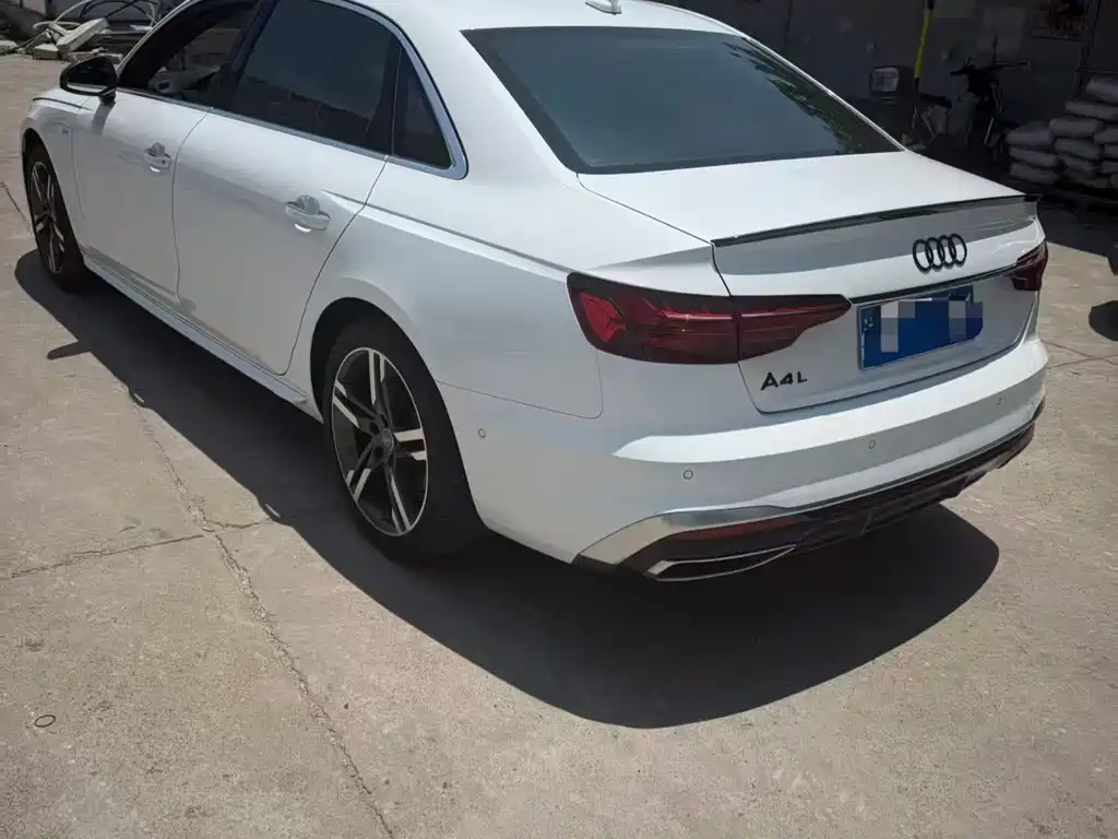Audi A4L 2021 40 TFSI