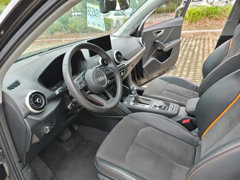 Audi Q2L e-tron — миниатюра 14