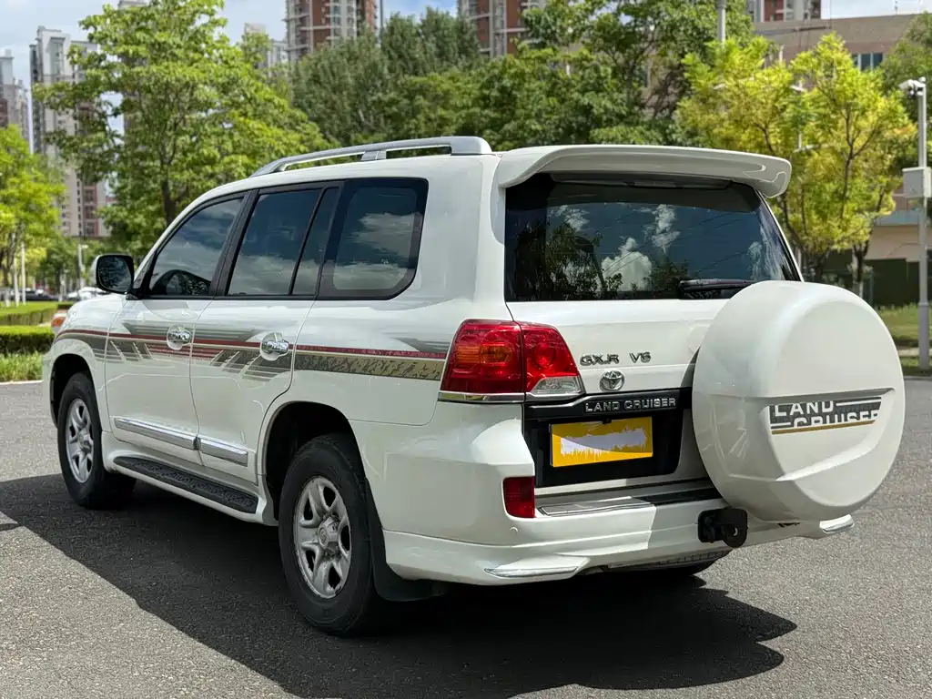 Toyota Land Cruiser — миниатюра 4
