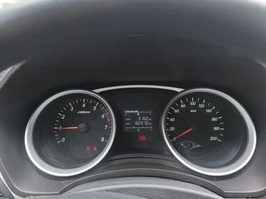 Wuling Hongguang — миниатюра 13