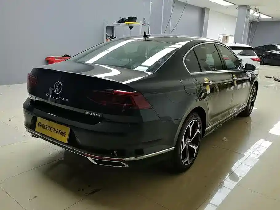 Volkswagen Magotan id 4589119 из Китая 7