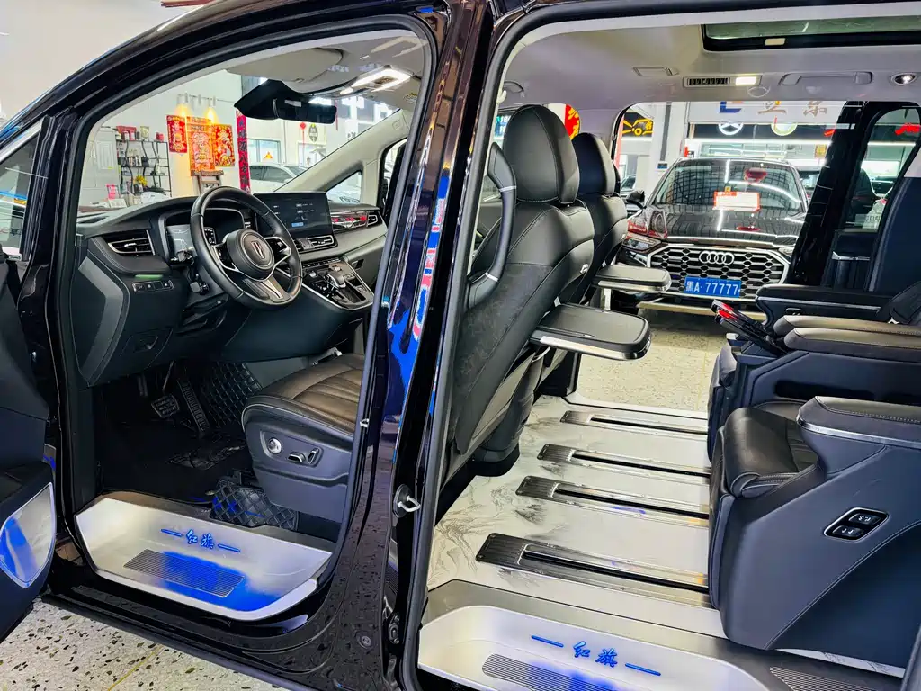 Hongqi Hongqi HQ9 — миниатюра 5