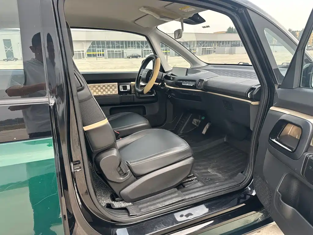 Baojun KiWi EV — миниатюра 11