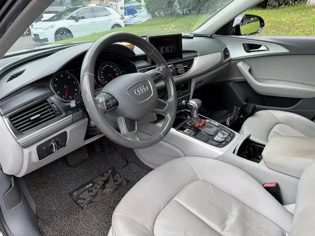 Audi A6L 2012 TFSI Comfort