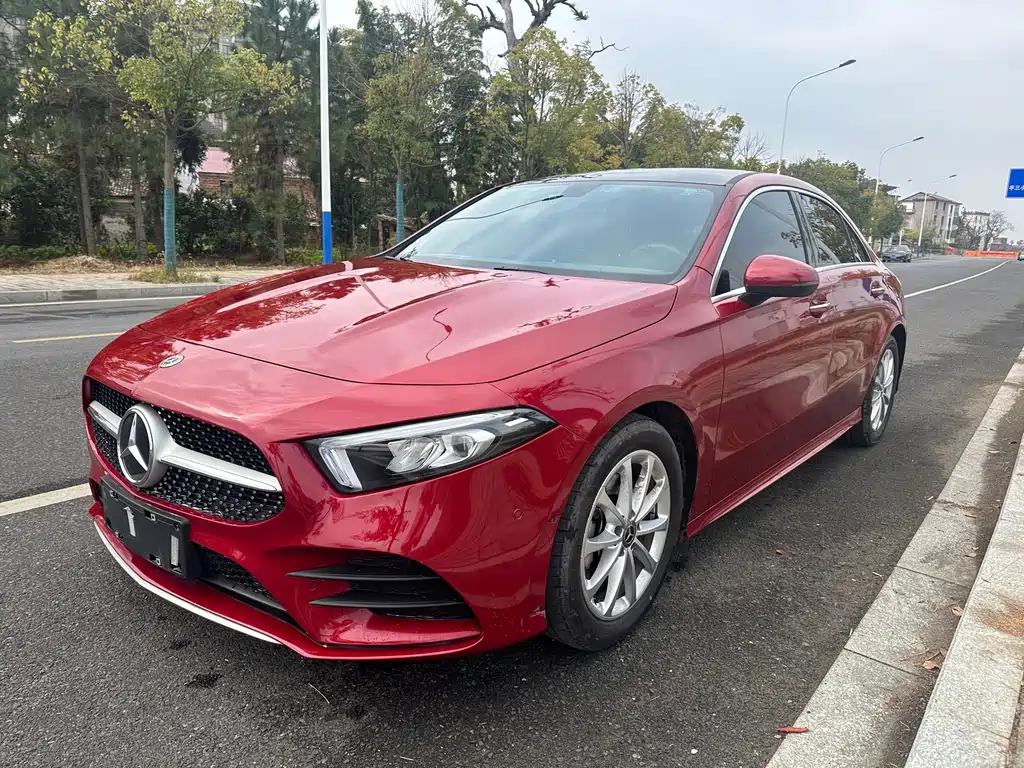 MERCEDES-BENZ A CLASS