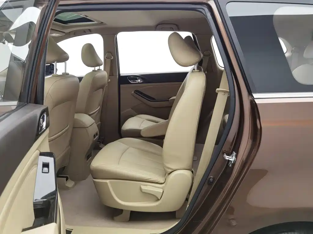 Baojun 730 — миниатюра 15