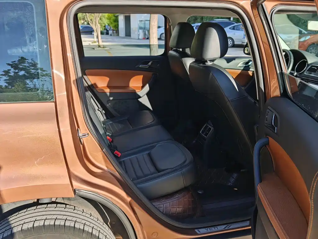 Skoda Yeti — миниатюра 11