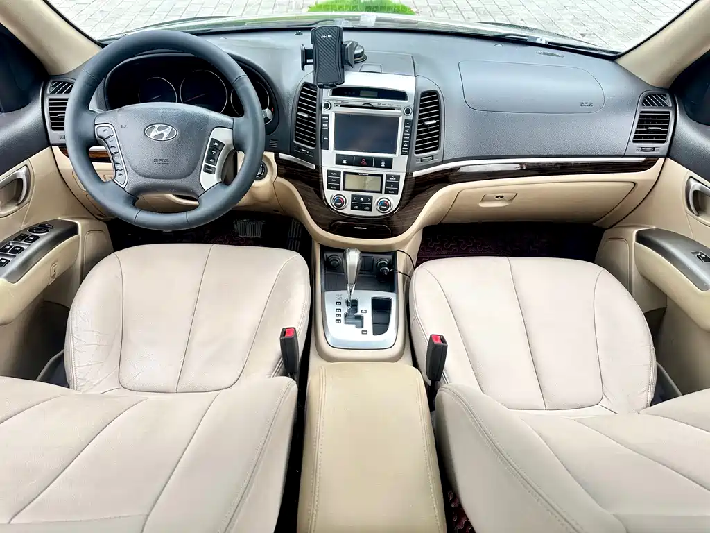 Hyundai Santa Fe Classic — миниатюра 34