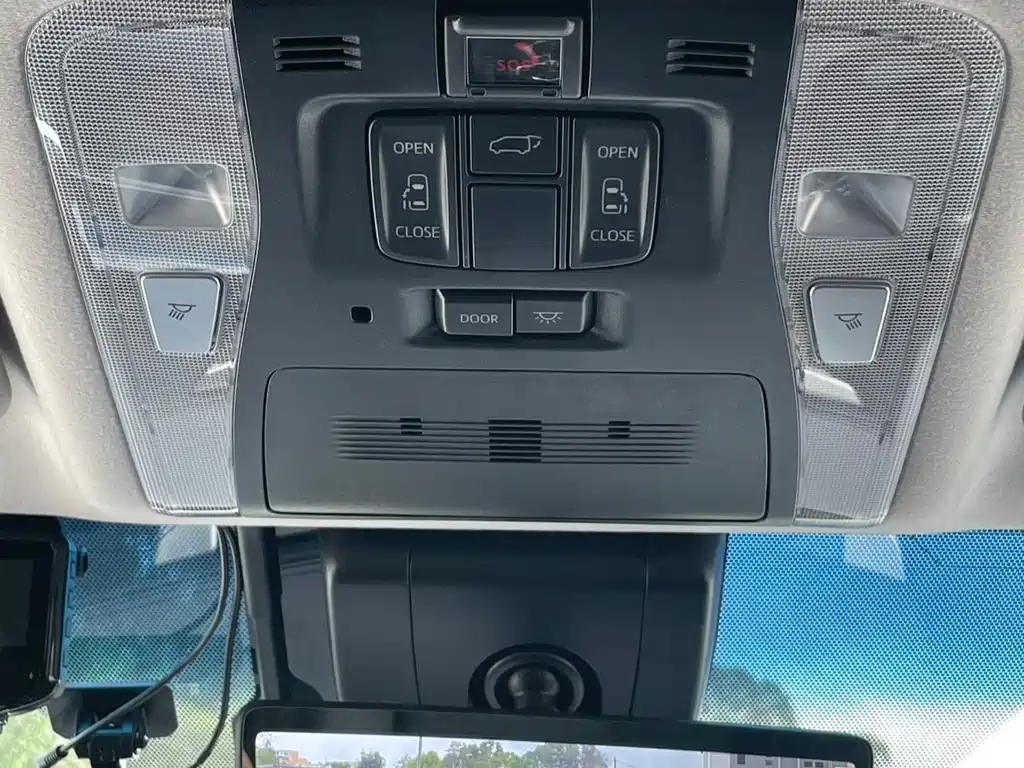 Toyota Alphard 2018 3.5L Luxury