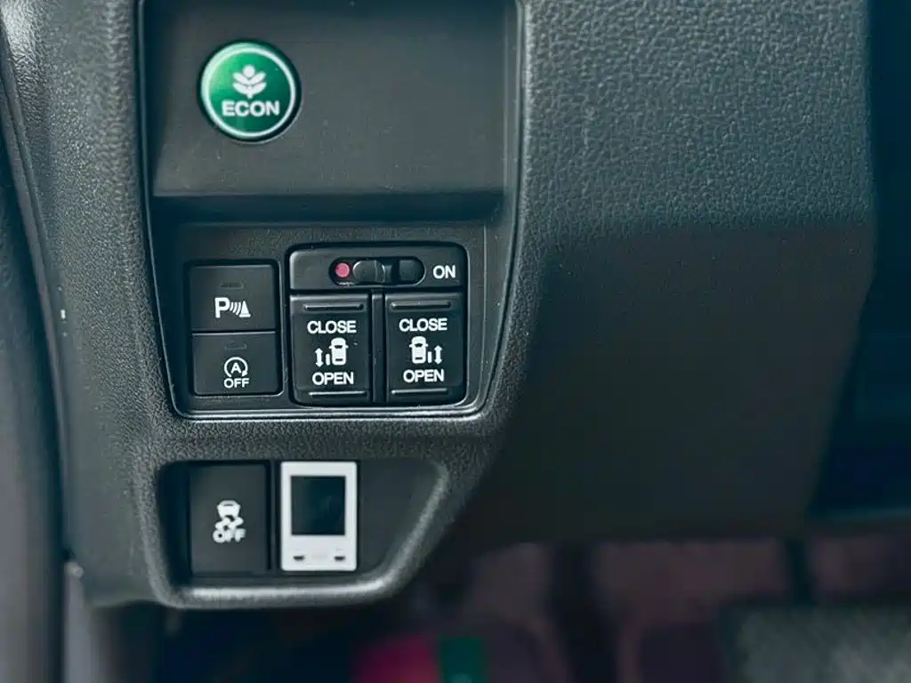 Honda Odyssey — миниатюра 7