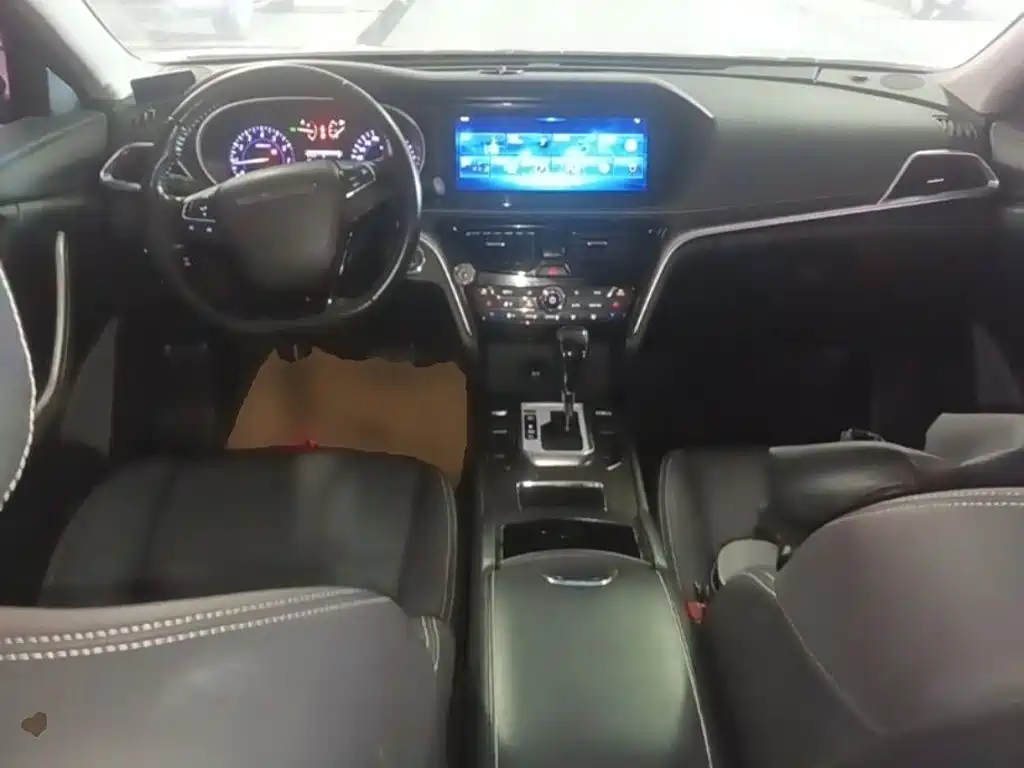 Venucia T90 — миниатюра 10