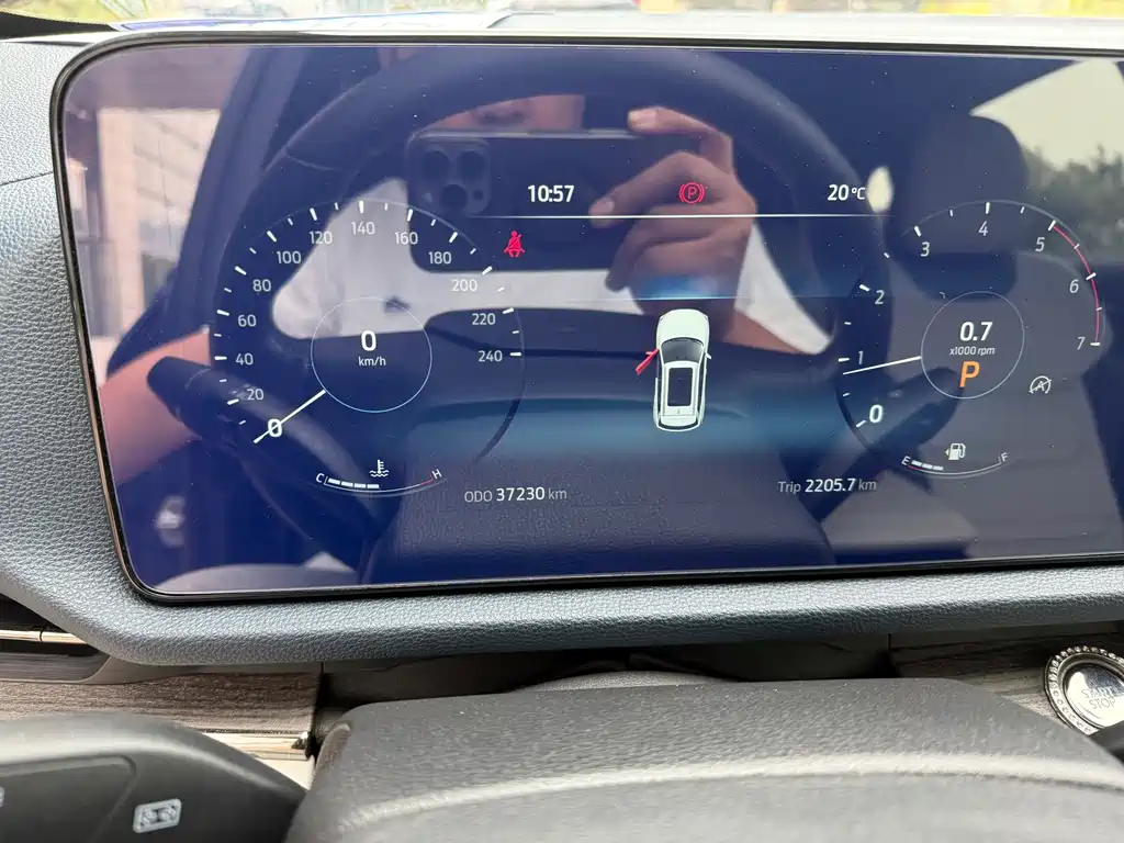 Ford Equator Sport — миниатюра 15