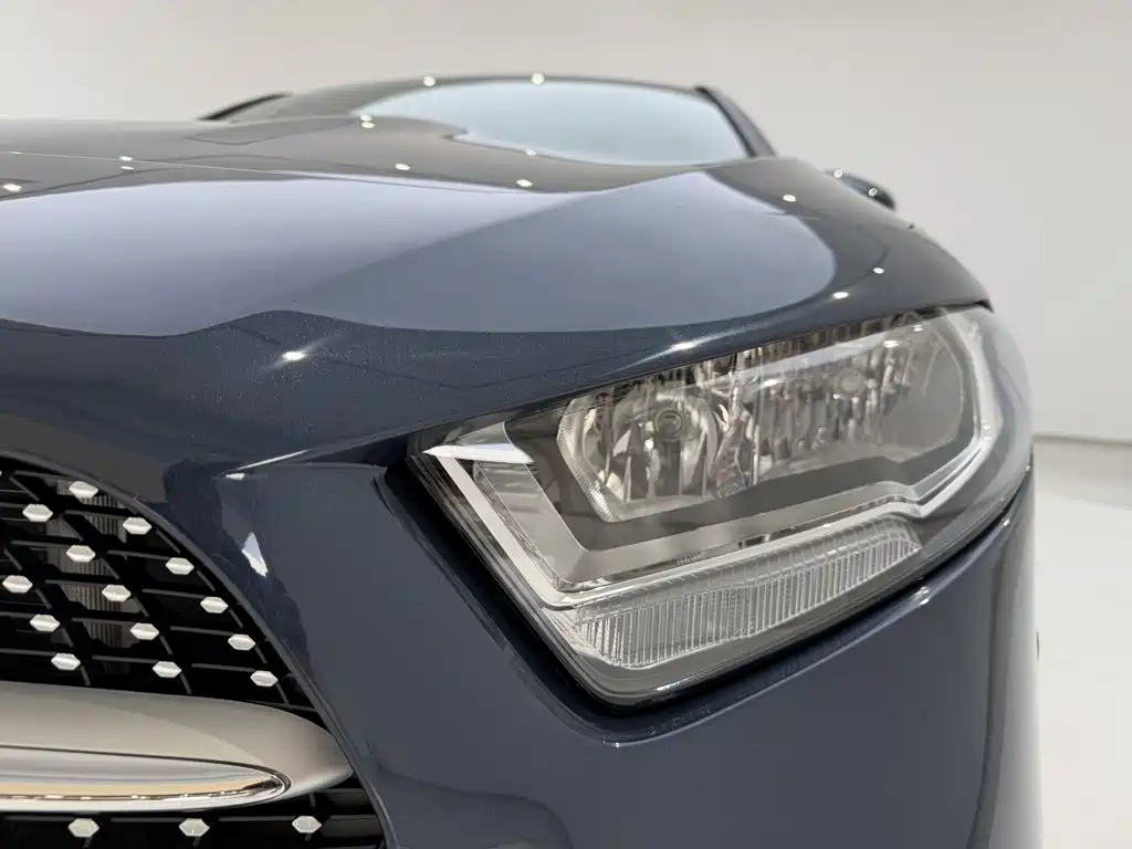 Mercedes-Benz A-Class — миниатюра 9