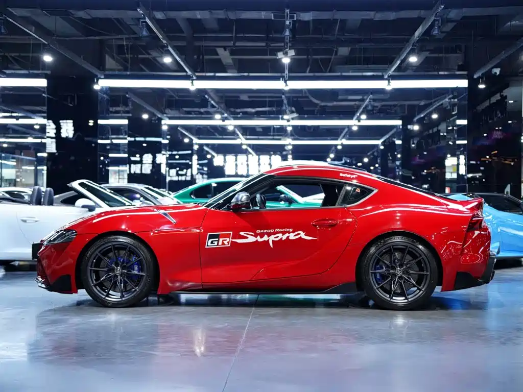 Toyota Supra — миниатюра 5
