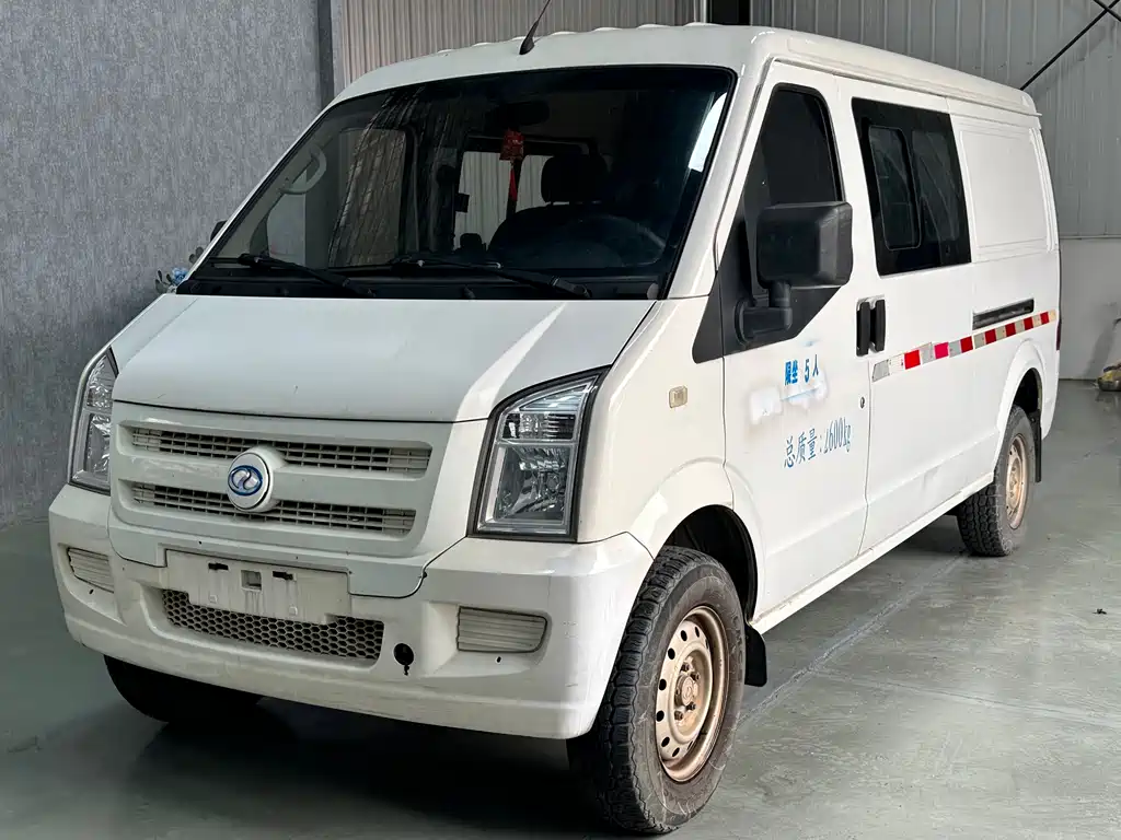Ruichi Ruichi EC35 2023