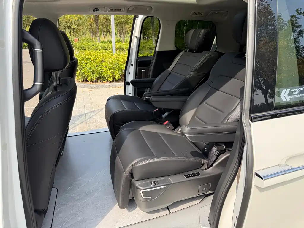 GAC Motor Trumpchi E8 — миниатюра 9