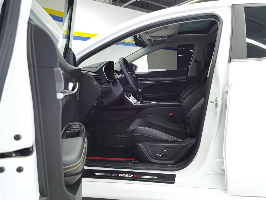 Geely Binrui 1.4 л 2021 г. Белый, пробег 44400 км